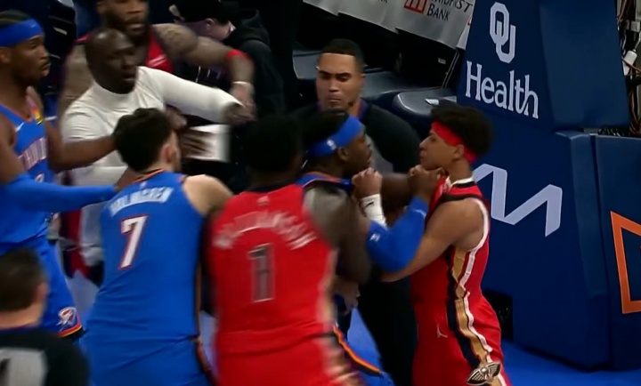 开云平台-追梦：想不通为何费尔斯也被罚款 被抓住衣服换谁能忍得了？